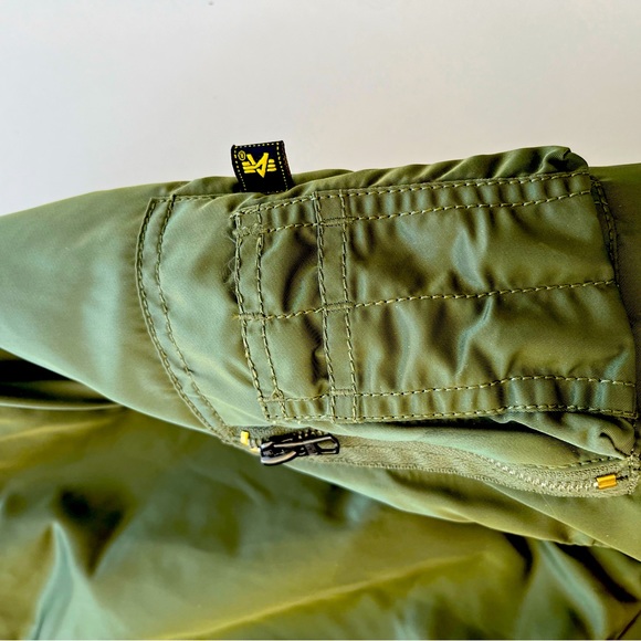 Alpha Industries Jacket Mens MA-1 Pilot Flight Bomber Reversible Green & Orange - Picture 6 of 11
